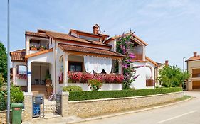 Apartments Exotica By Rent Istria